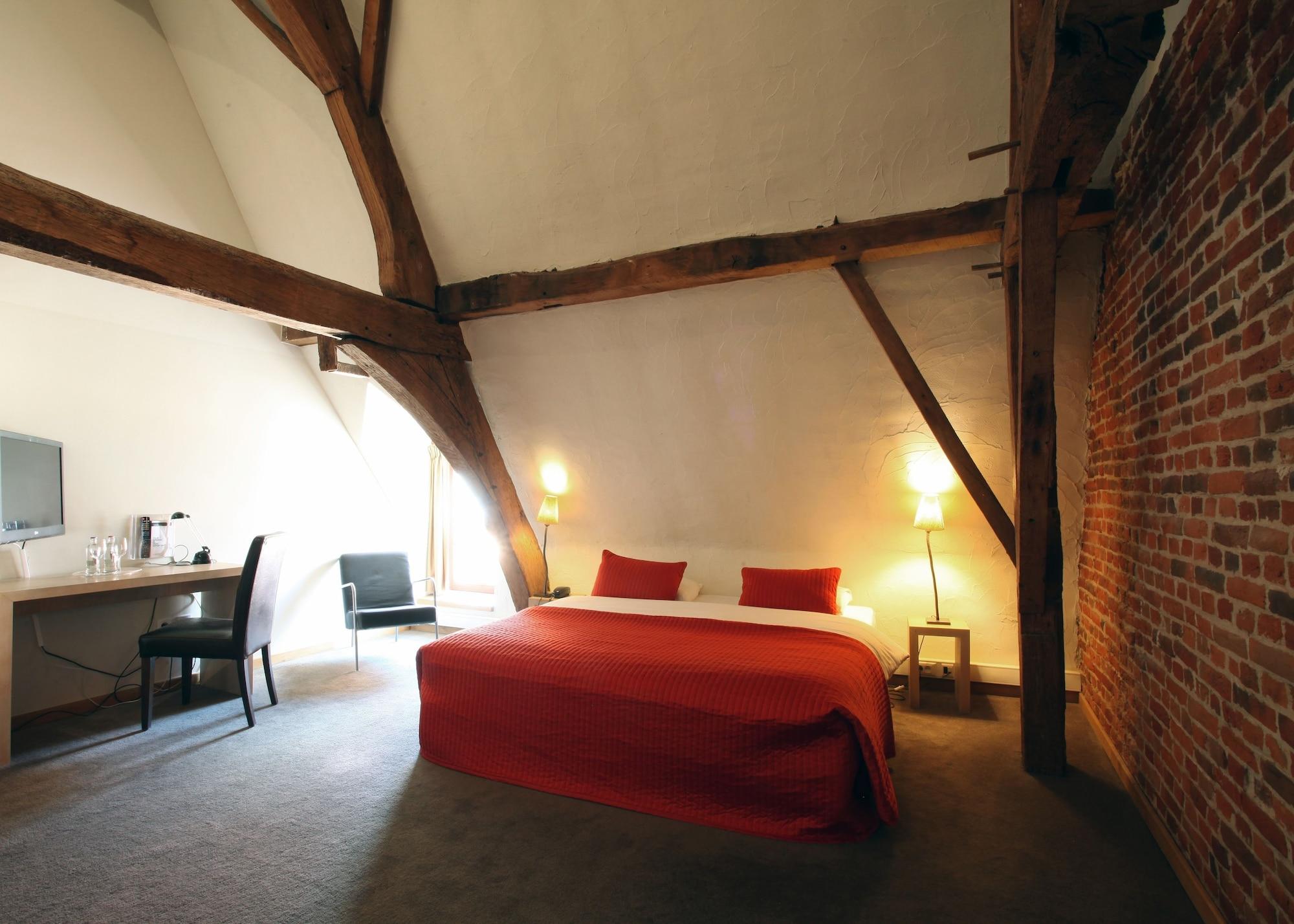 Hotel The Lodge Heverlee Лёвен Экстерьер фото